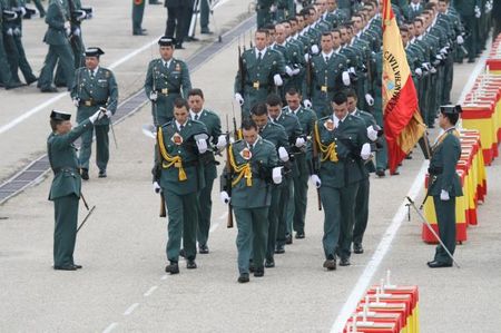 Oficiales de la Guardia Civil se sienten engañados por el Ministerio del Interior