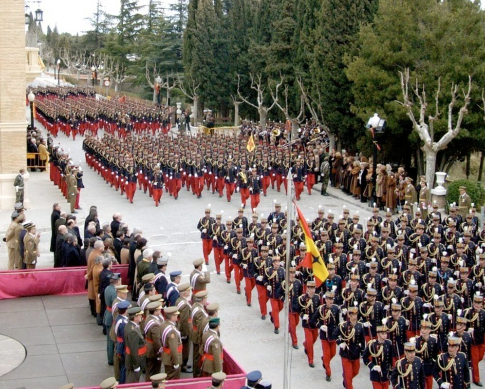 Investigan a dos cadetes del Ejército por presunta violación a una compañera en la academia de Zaragoza