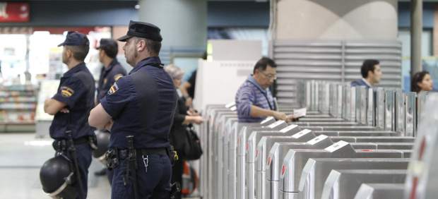 Policía Nacional y Guardia Civil pierden un 3% de efectivos en dos años por culpa de la crisis