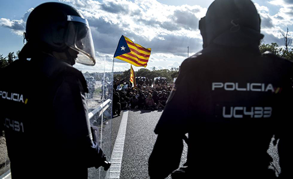 APOYO A LAS FUERZAS DE SEGURIDAD QUE ACTÚAN EN CATALUÑA