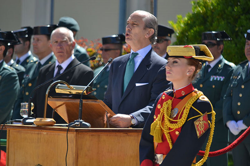 Carta al Director General: gasto abusivo y discriminación en celebración Bodas de Plata en la Guardia Civil.