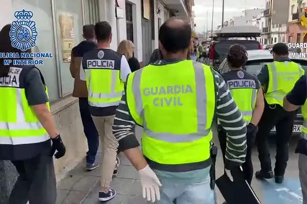 Policías y guardias civiles a la “gresca” sobre cuál de los dos cuerpos es el más antiguo