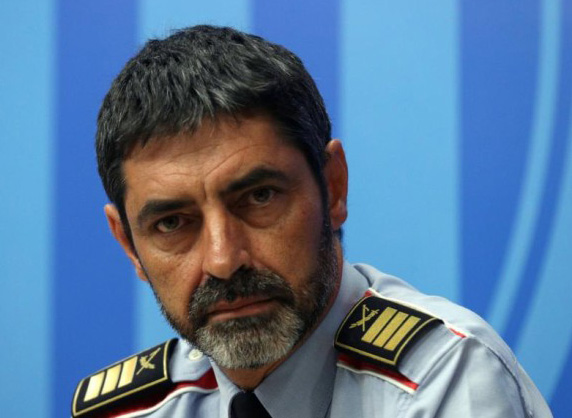 TRAPERO HOMBRE DE PAJA DEL INDEPENDENTISMO, CONDECORADO DOS VECES POR LA GUARDIA CIVIL