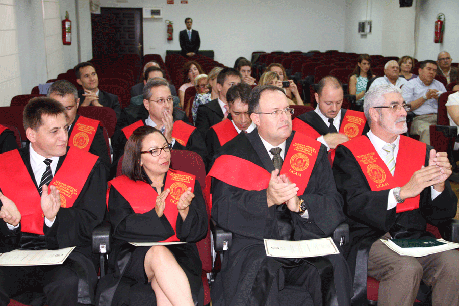 GRADUACION III PROMOCION MASTER UCAM