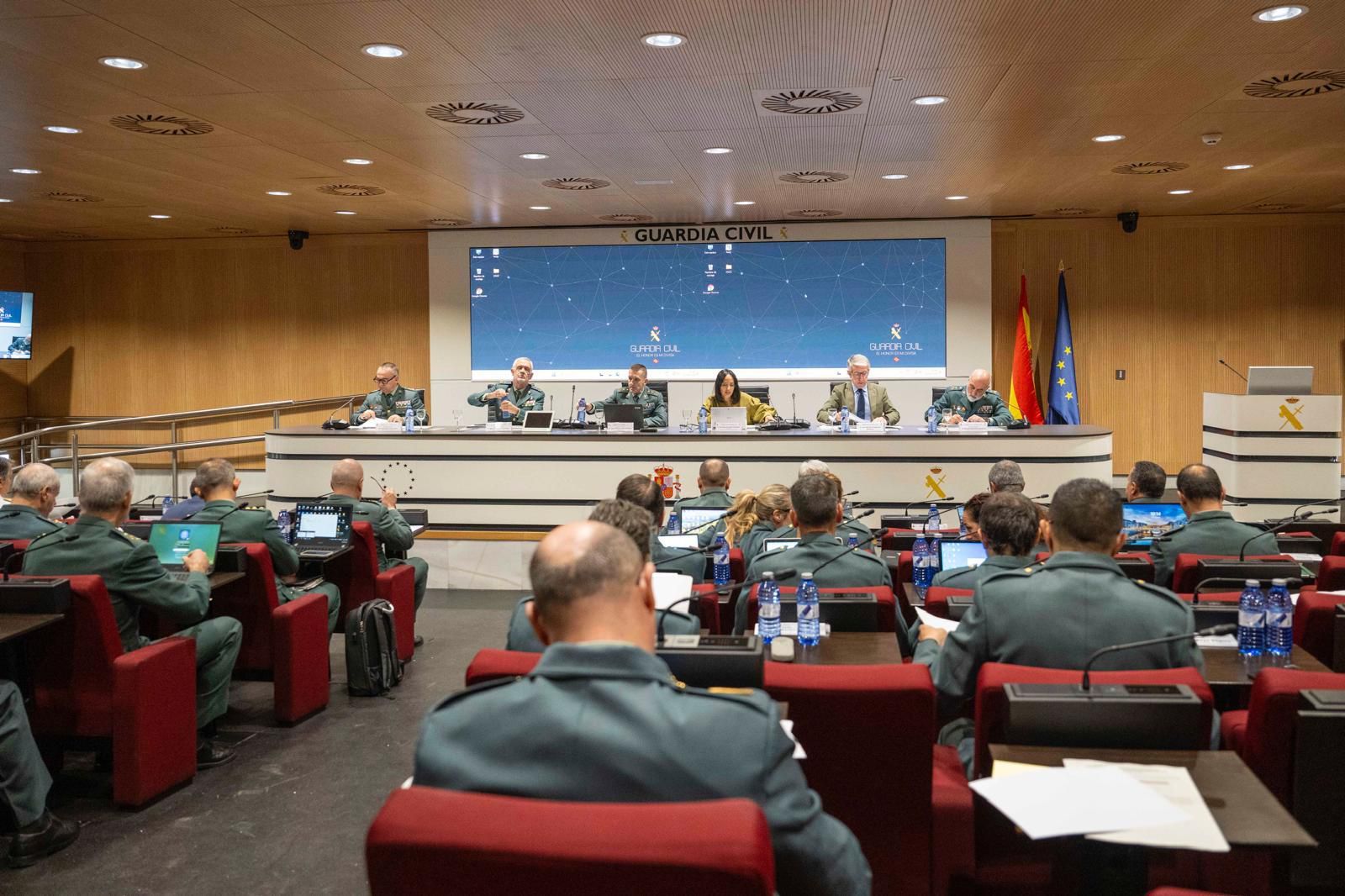 RESUMEN DEL GRUPO DE TRABAJO DE DESTINOS.