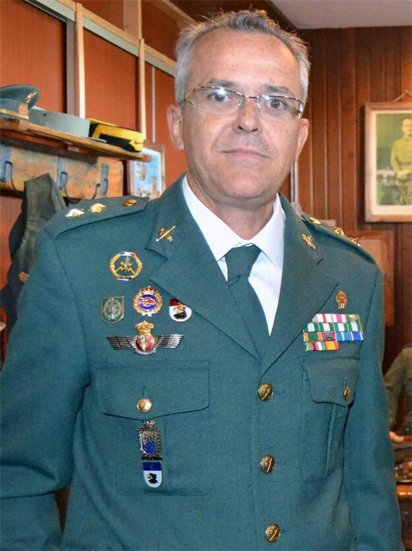 “LO QUE SE HACE EN EL CONSEJO DE LA GUARDIA CIVIL ES MIERDA”