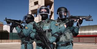 El explosivo contra la Guardia Civil de Ayamonte fue una advertencia de los narcotraficantes