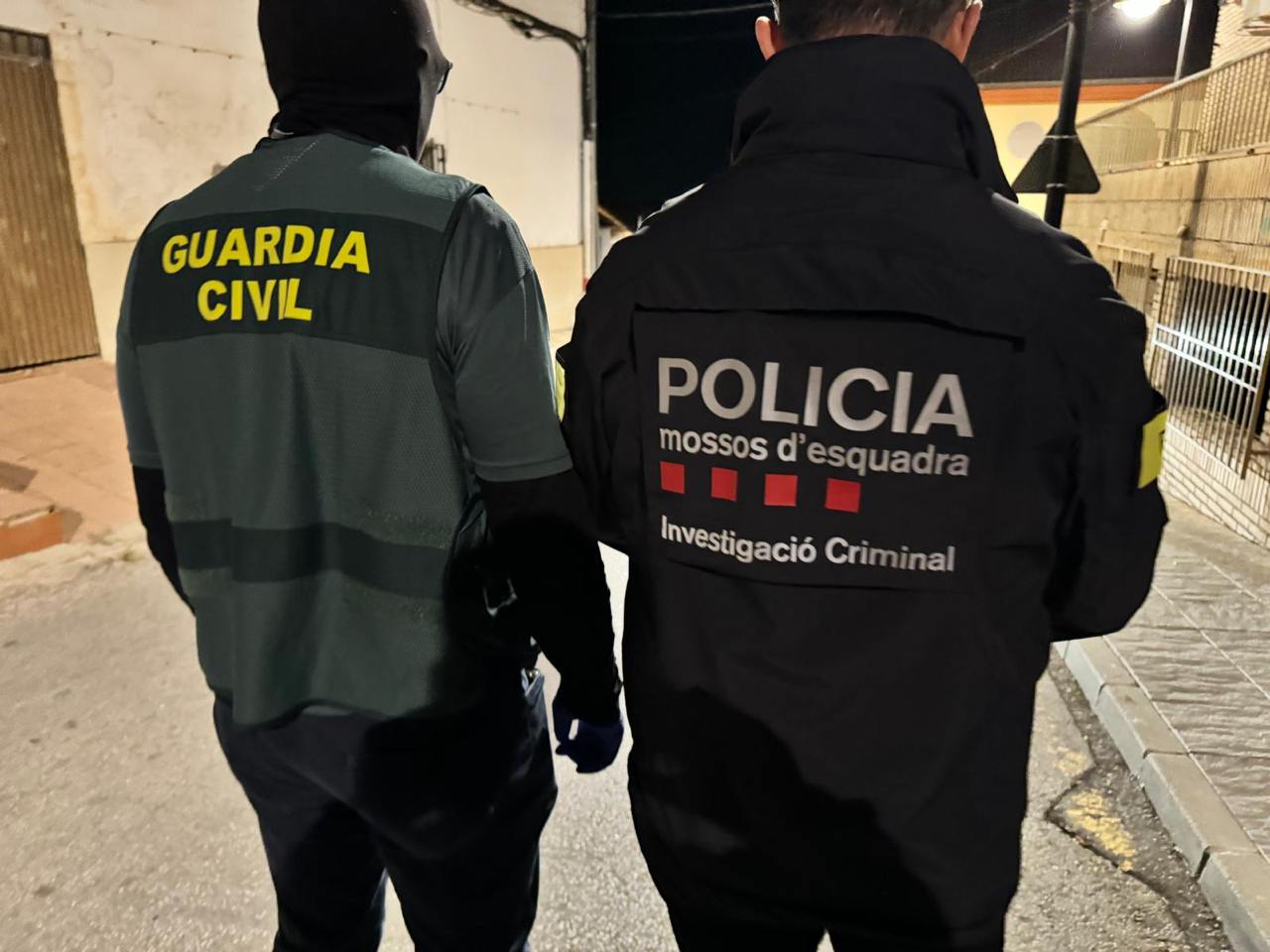 NUEVA CESIÓN A MOSSOS